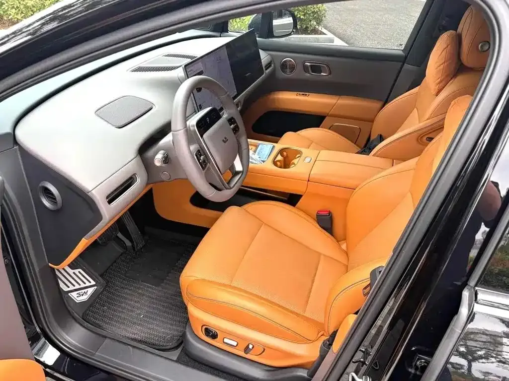 Li Auto Li i6 — фото 3