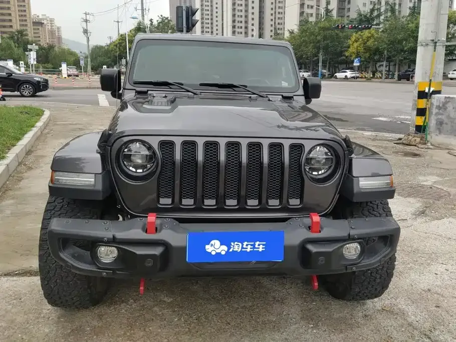 Jeep Wrangler — фото 10