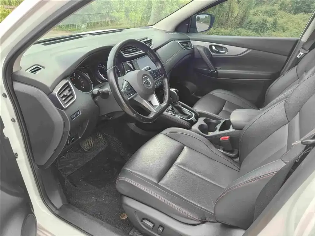 Nissan Qashqai — фото 5
