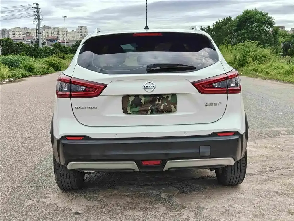 Nissan Qashqai — фото 4