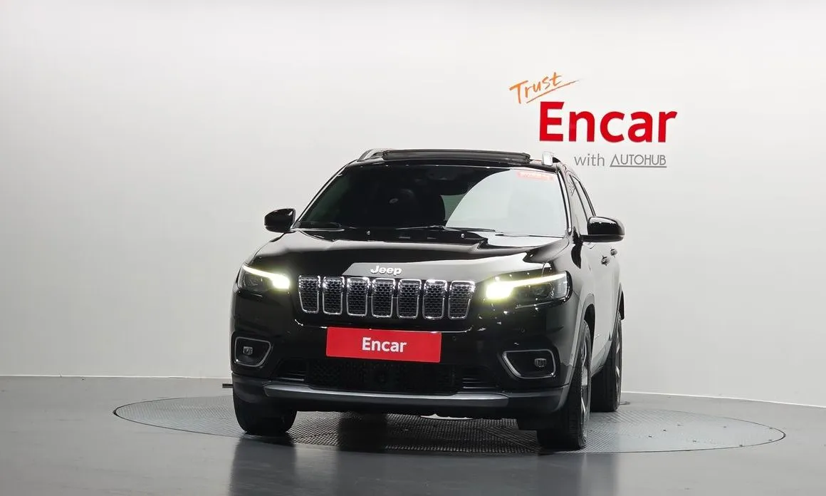 Jeep Cherokee — фото 4