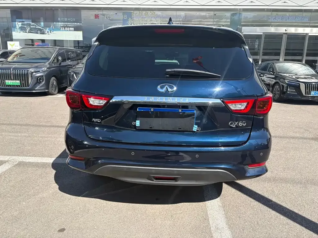 Infiniti QX60 (Import) — фото 9