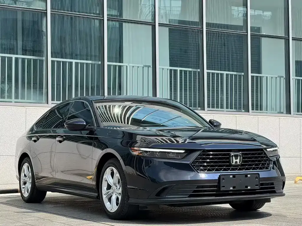 Honda Accord — фото 6