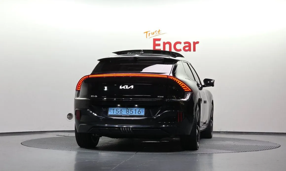 Kia EV6 — фото 6