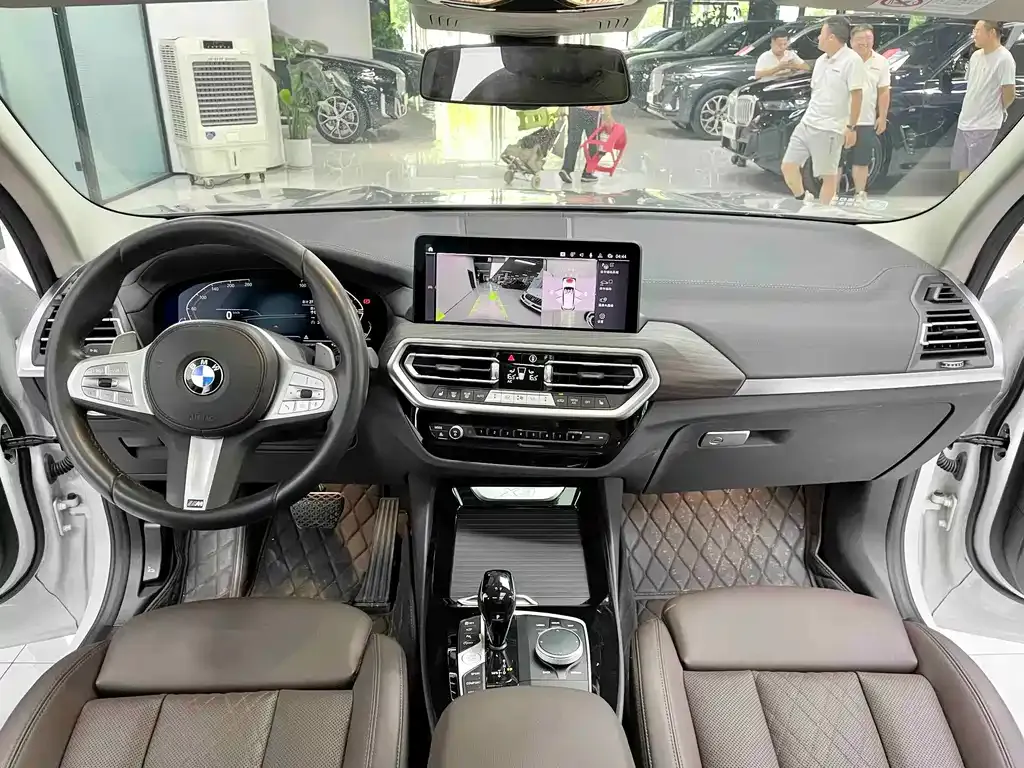 BMW X3 — фото 10