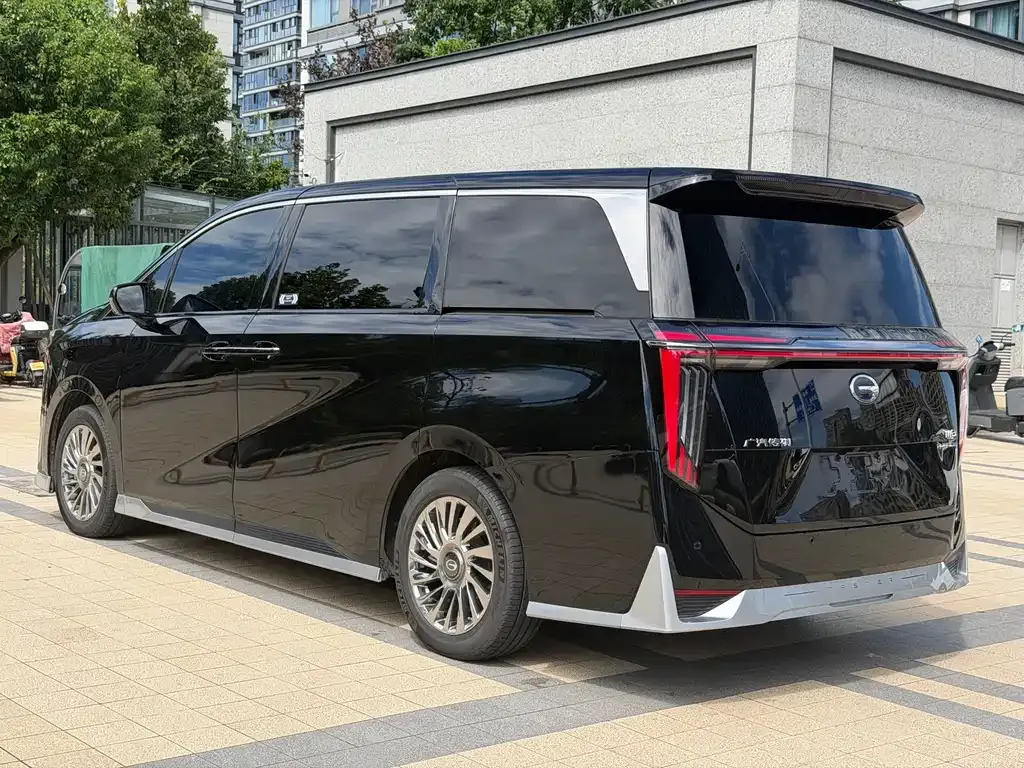 GAC Motor Trumpchi M8 — фото 9