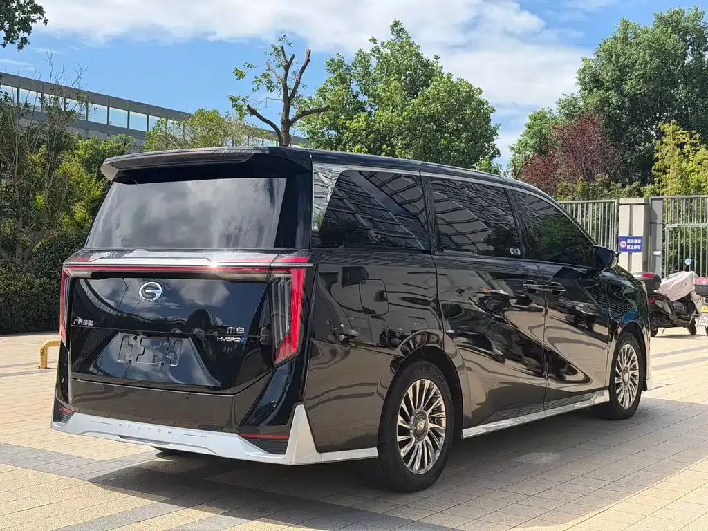 GAC Motor Trumpchi M8 — фото 6