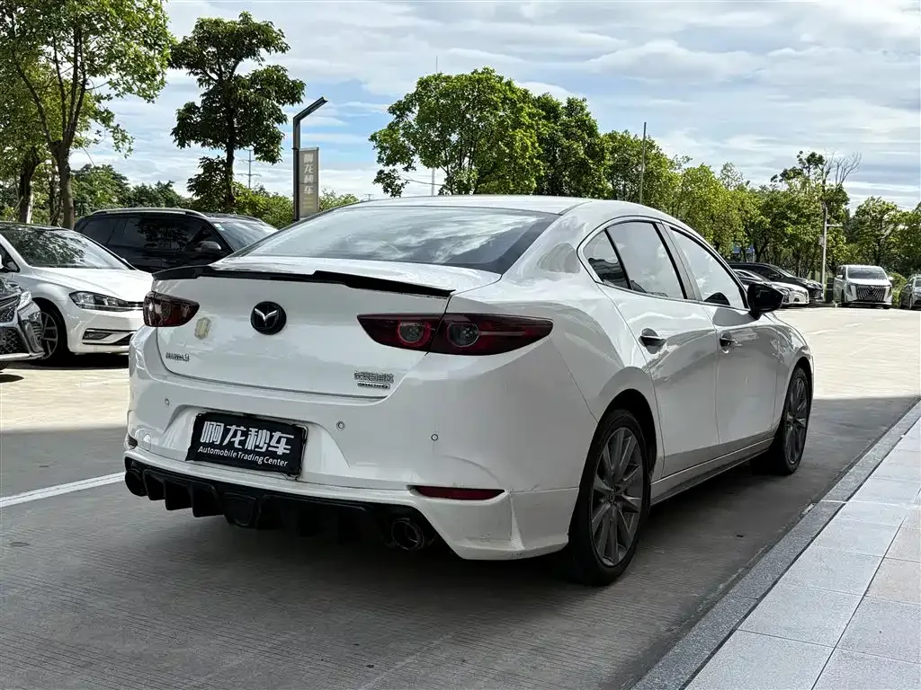 Mazda 3 Axela — фото 7