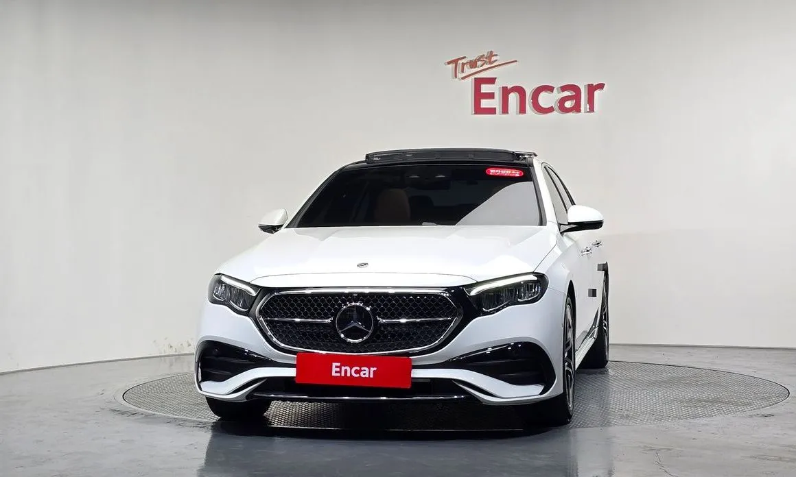 Mercedes-Benz E-Class — фото 5