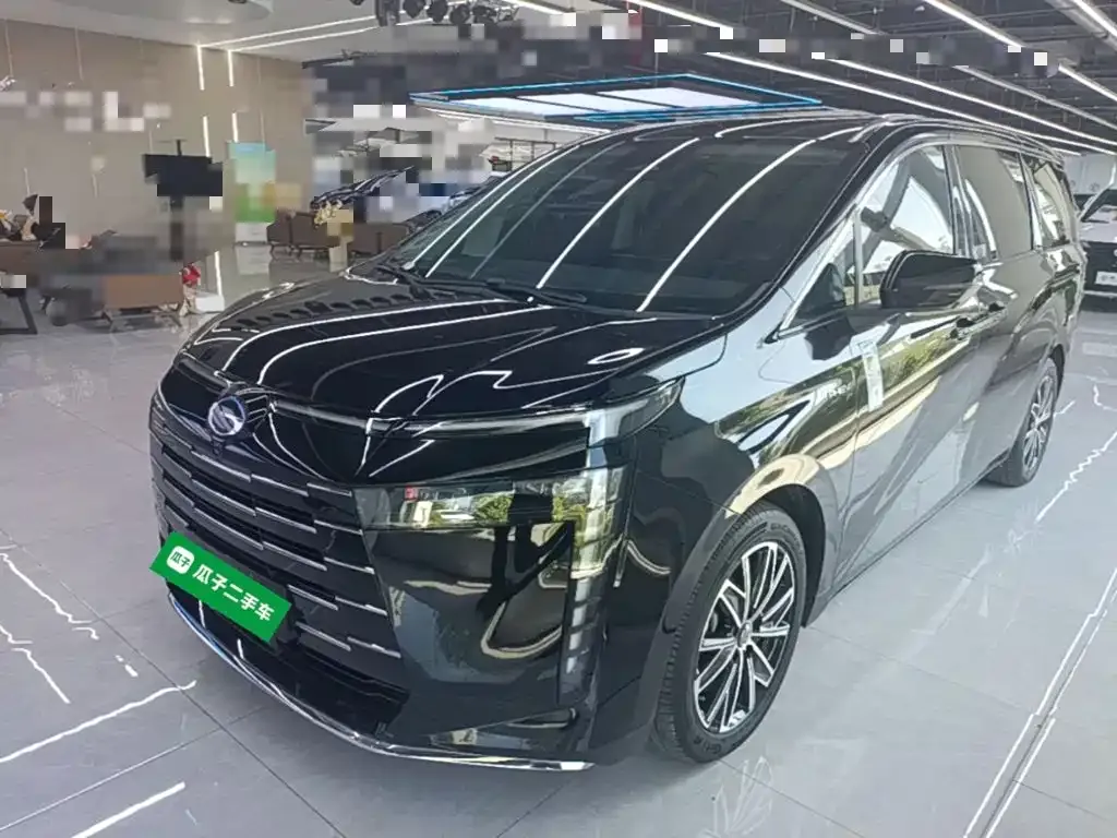 GAC Motor Trumpchi E8 PHEV — фото 1