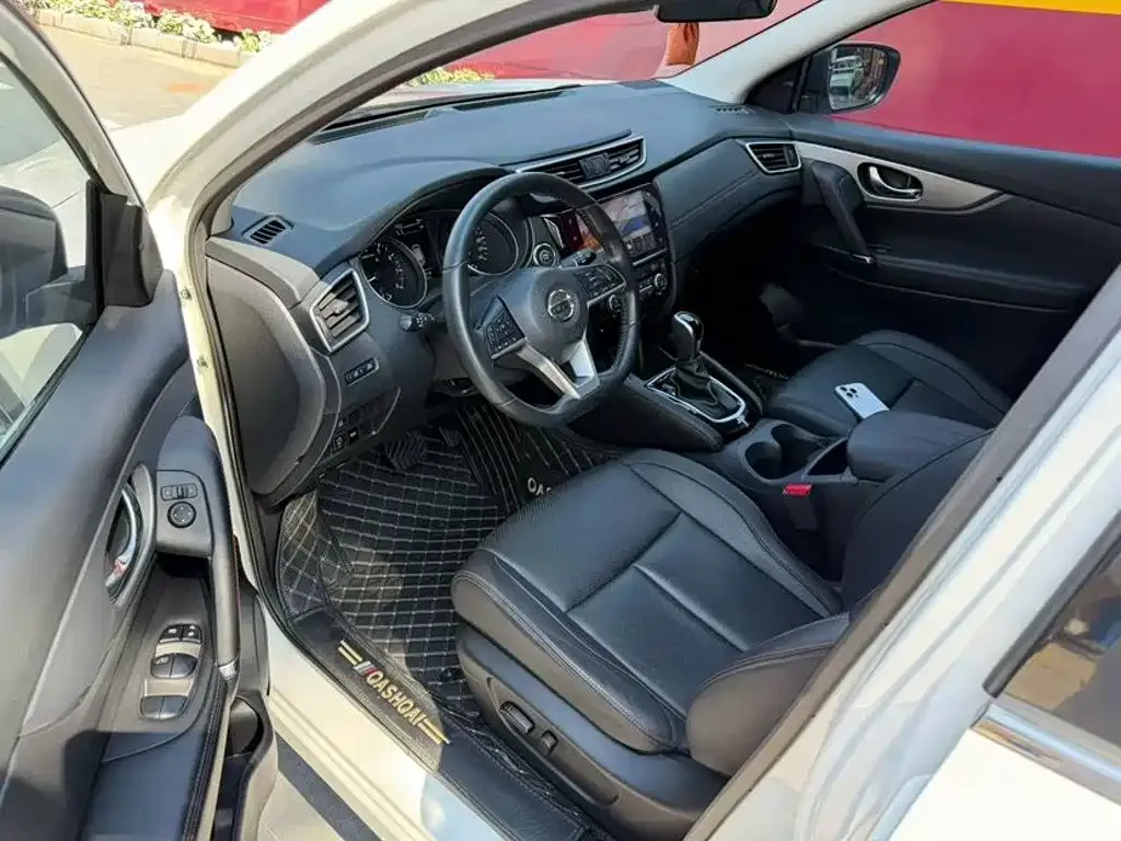 Nissan Qashqai — фото 9