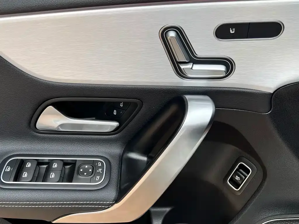 Mercedes-Benz A-Class AMG — фото 2