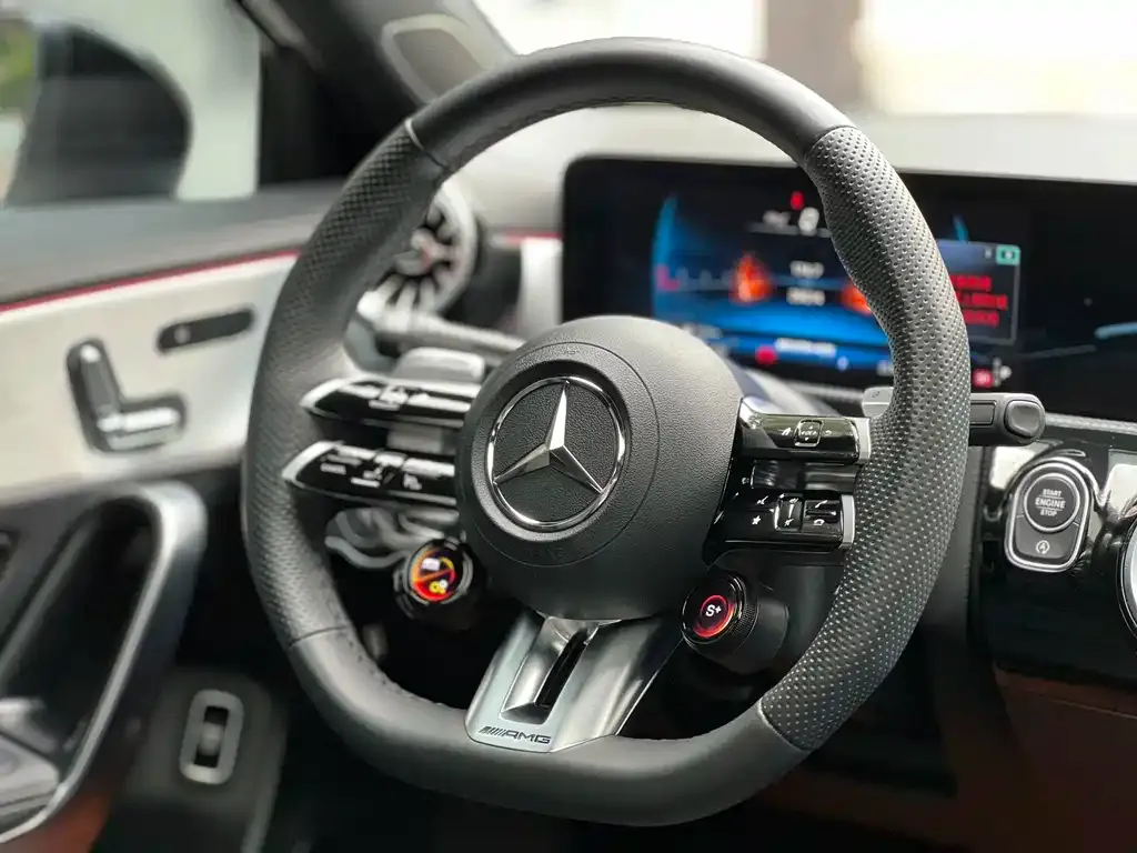 Mercedes-Benz A-Class AMG — фото 3