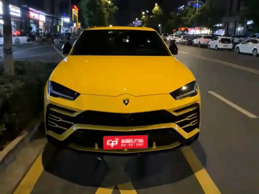 Lamborghini Urus — фото 2