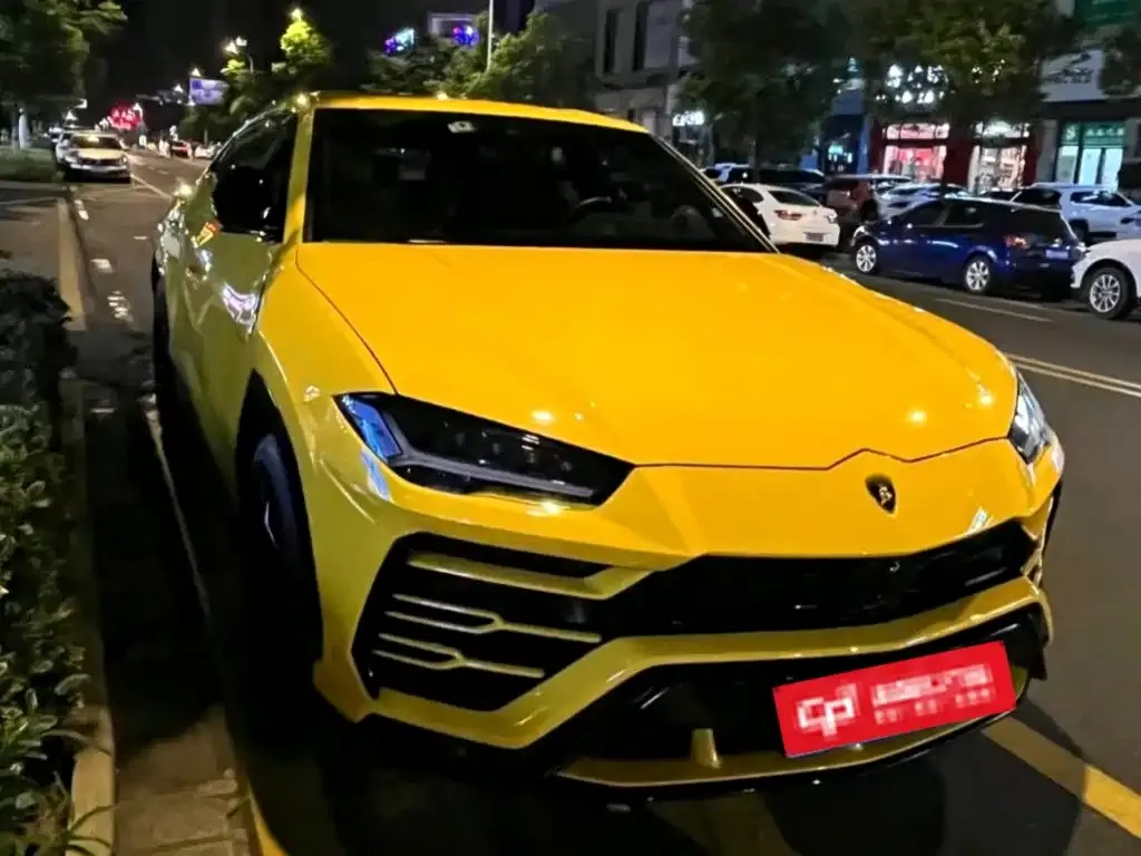 Lamborghini Urus — фото 8