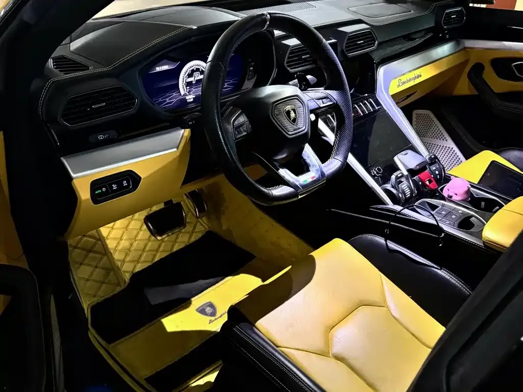 Lamborghini Urus — фото 5