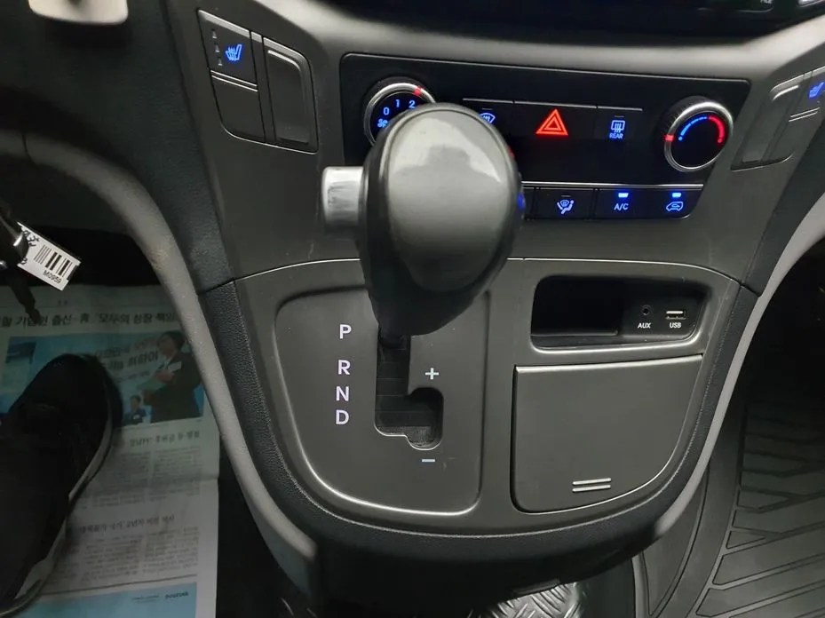 Hyundai Starex — фото 10