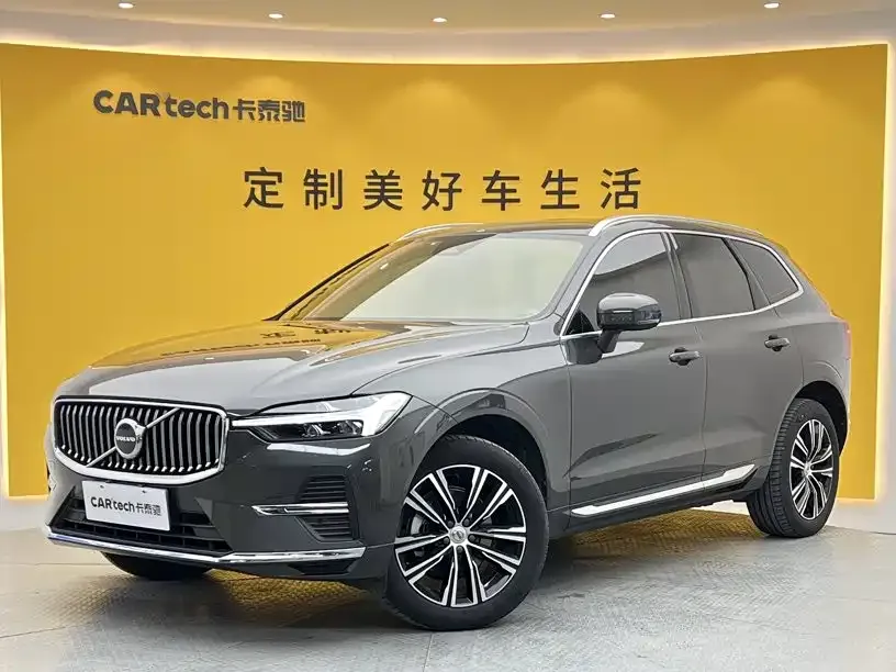 Volvo XC60 — фото 1