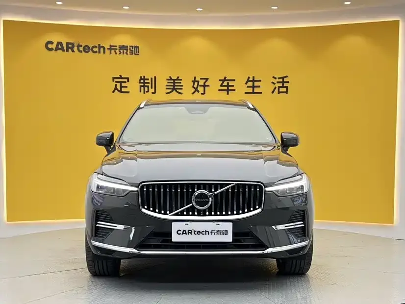 Volvo XC60 — фото 10