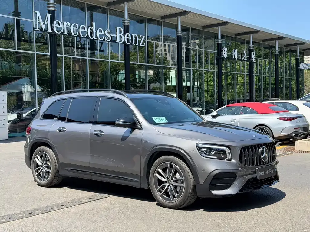 Mercedes-Benz GLB AMG — фото 4
