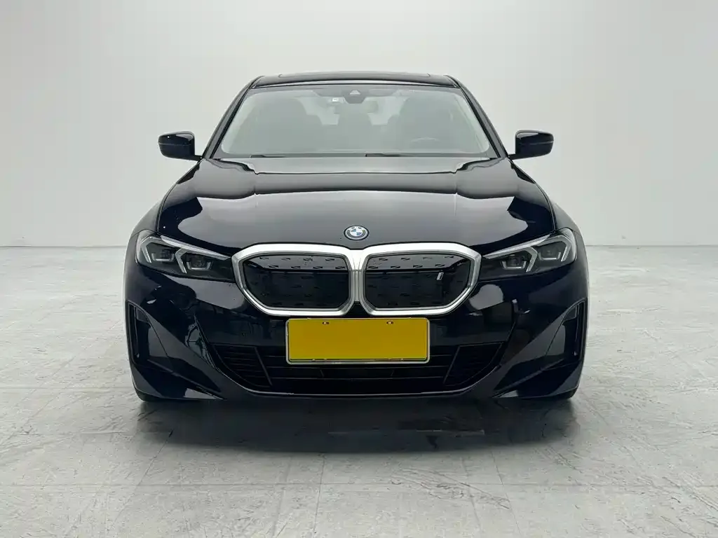 BMW i3 — фото 1