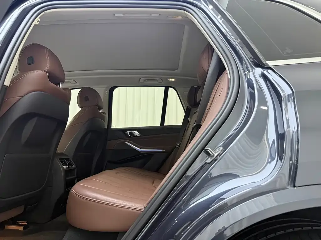 BMW X5 (Import) — фото 8