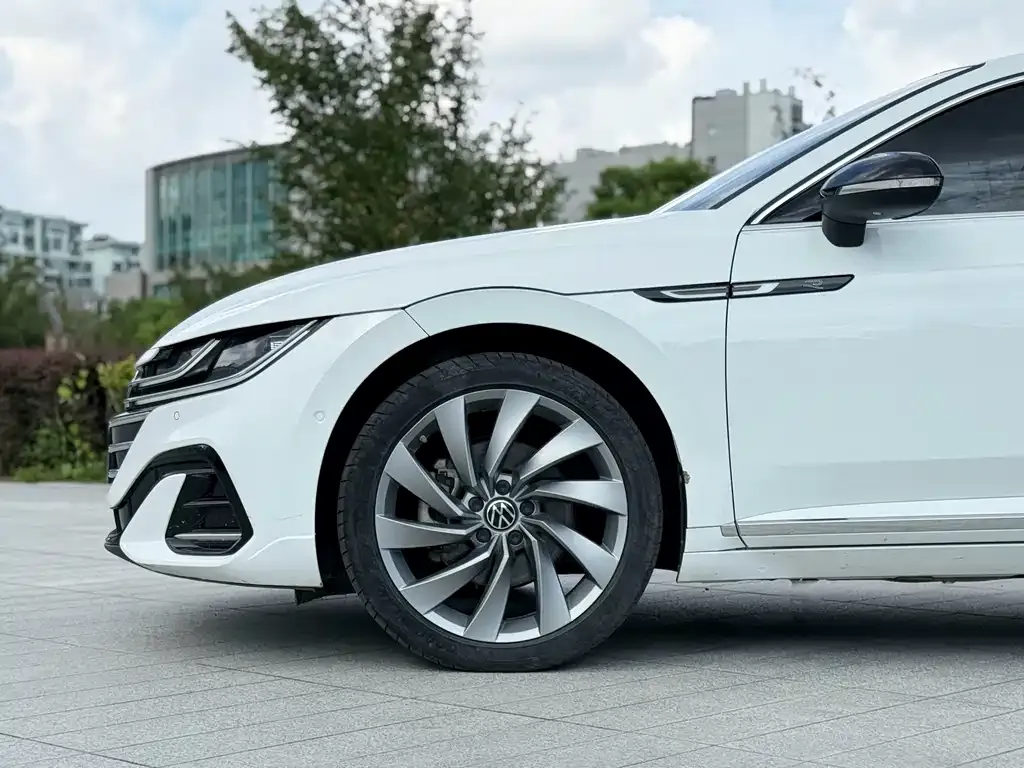 Volkswagen CC — фото 6