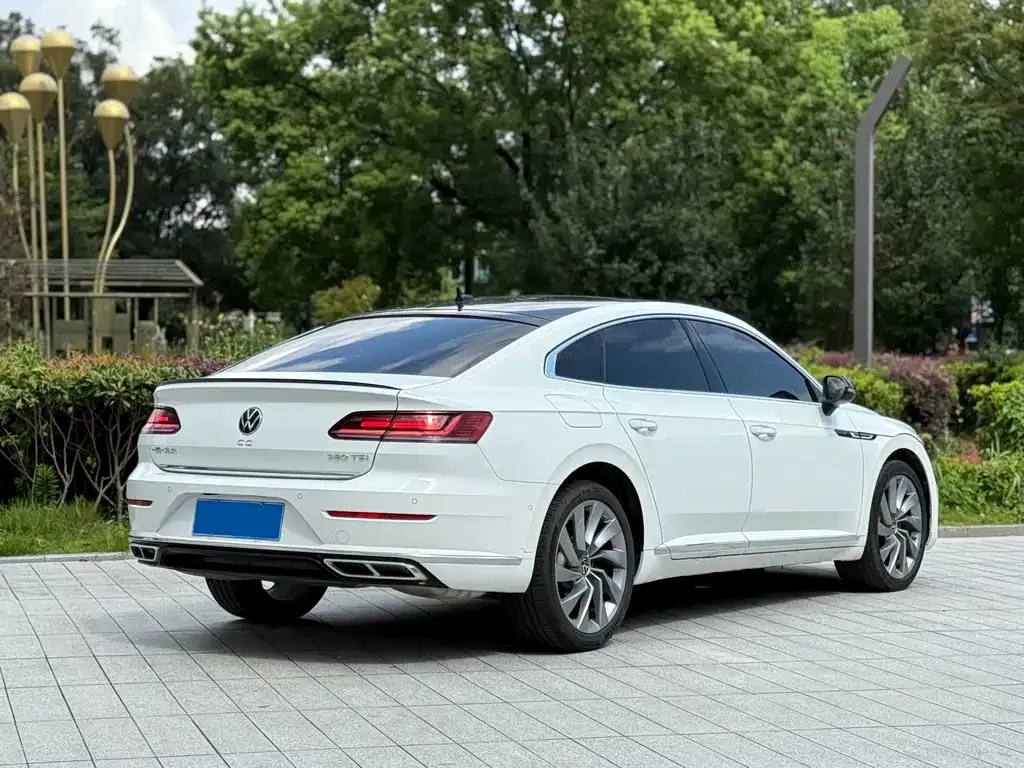 Volkswagen CC — фото 9