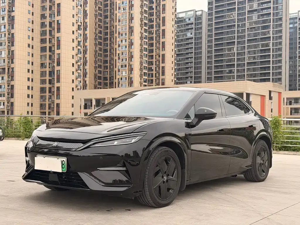 BYD L EV — фото 1