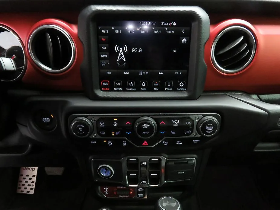 Jeep Wrangler — фото 3