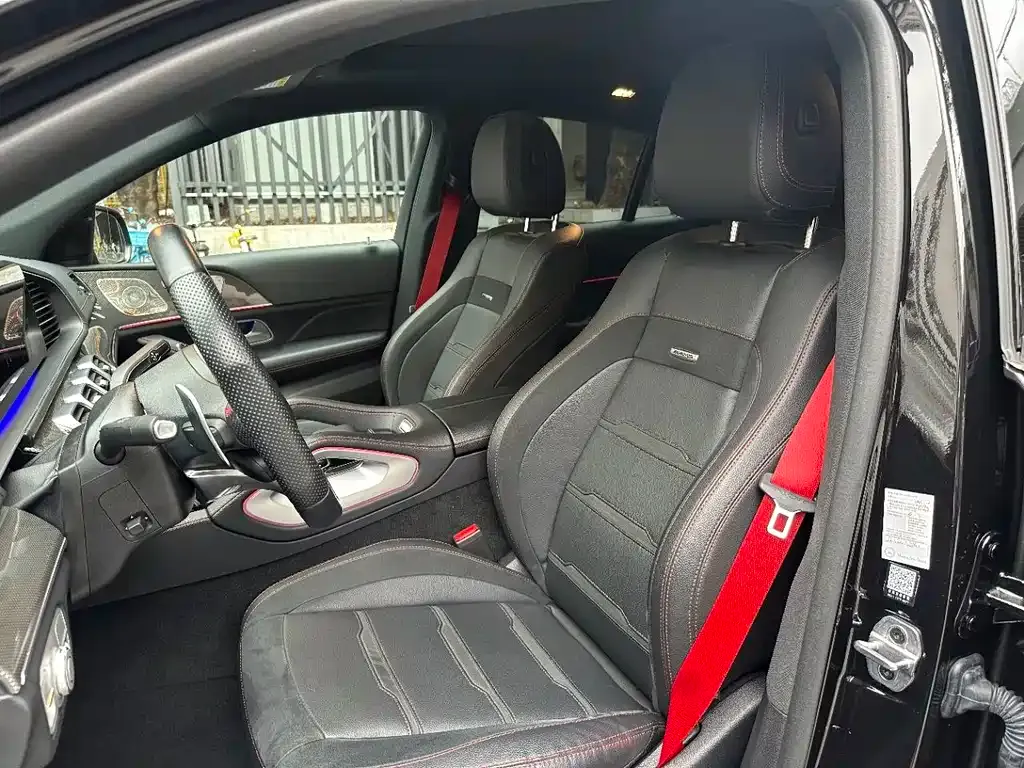 Mercedes-Benz GLE Coupe AMG — фото 10