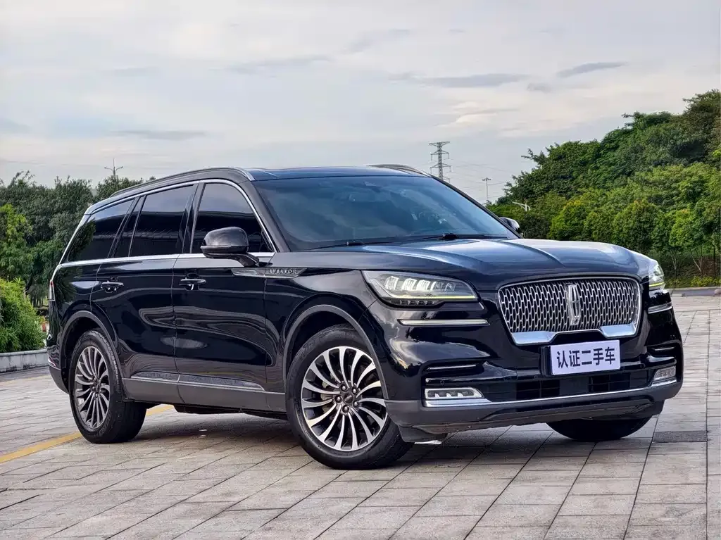 Lincoln Aviator — фото 6