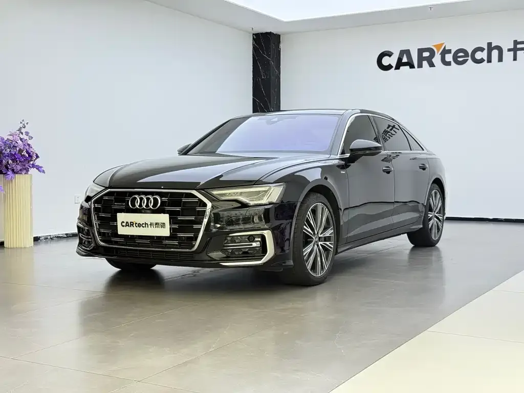 Audi A6L — фото 1