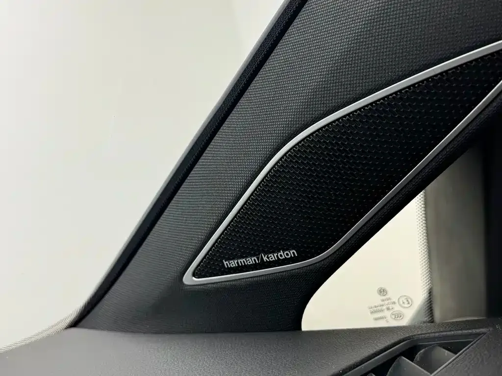 Volkswagen Golf GTI — фото 9