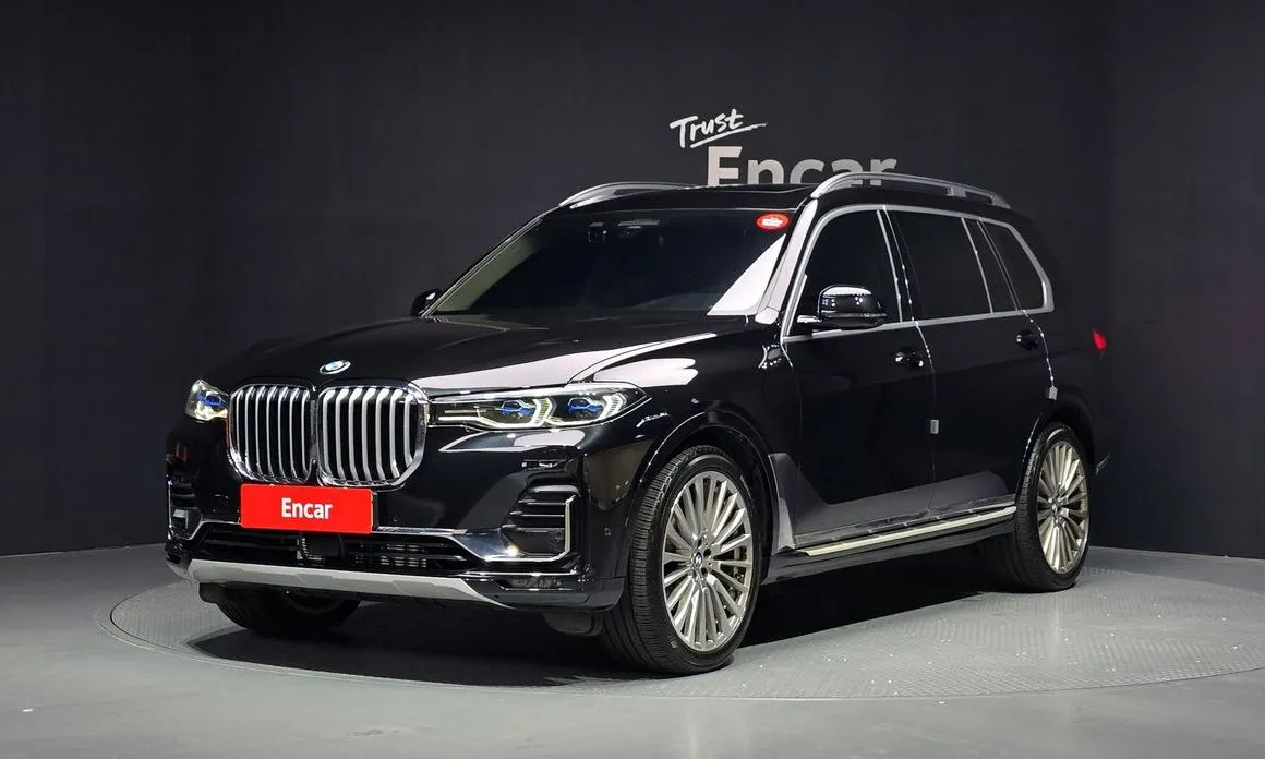 BMW X7 — фото 1