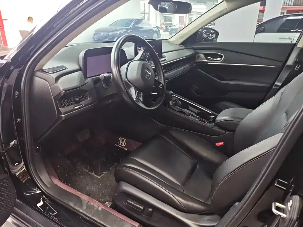 Honda Accord — фото 6