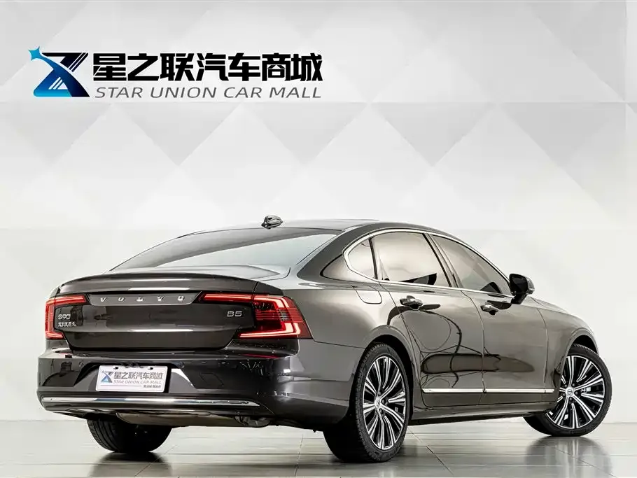 Volvo S90 — фото 4