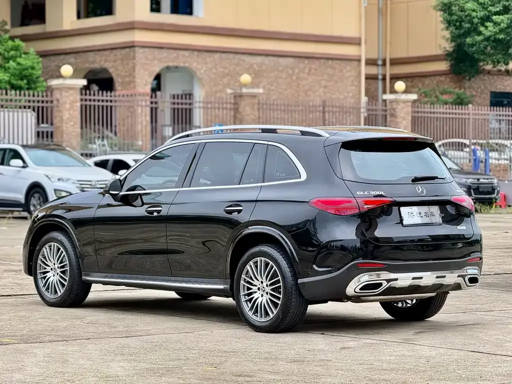 Mercedes-Benz GLC — фото 4