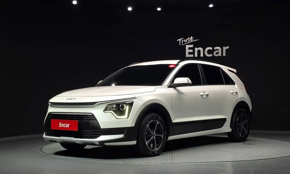 Kia Niro — фото 1