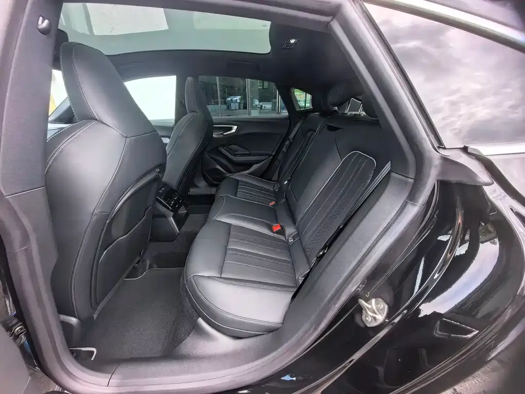 Audi A5L Sportback — фото 9