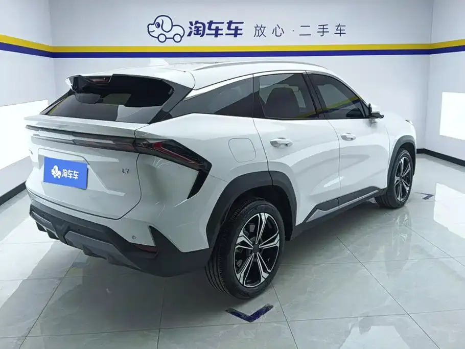 Geely Galaxy L7 — фото 2