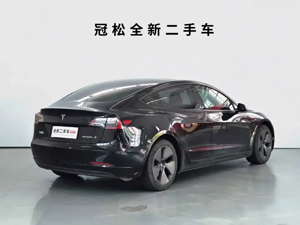 Tesla Model 3 — фото 2