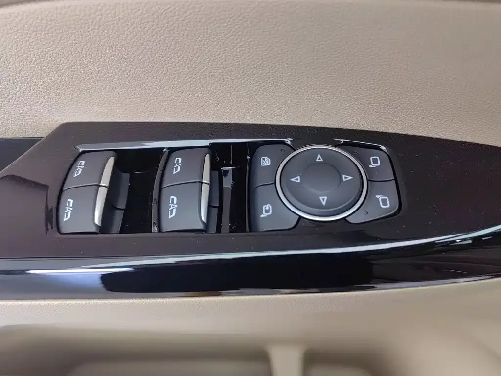 Buick GL8 Hybrid — фото 6