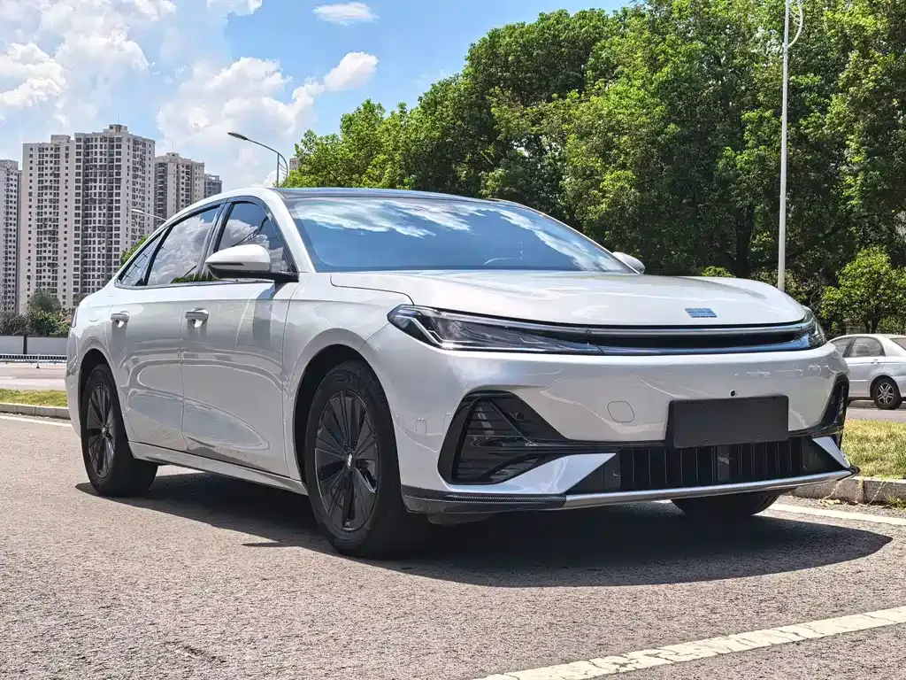 Geely Galaxy A7 EM — фото 10