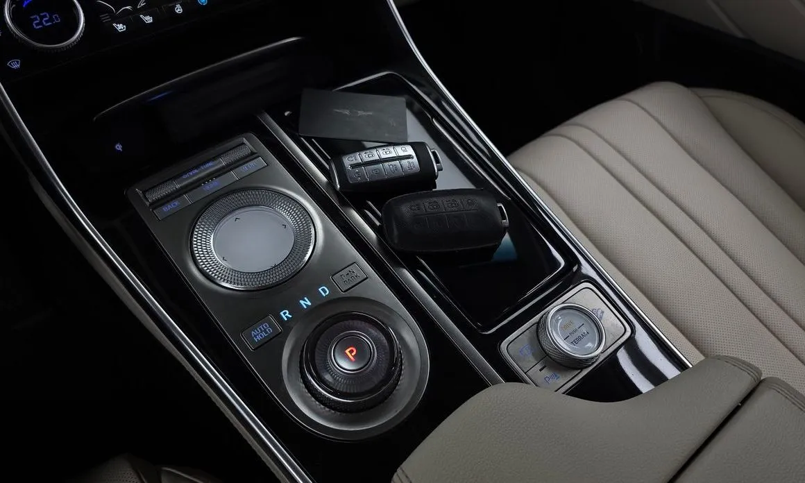 Genesis GV80 — фото 10