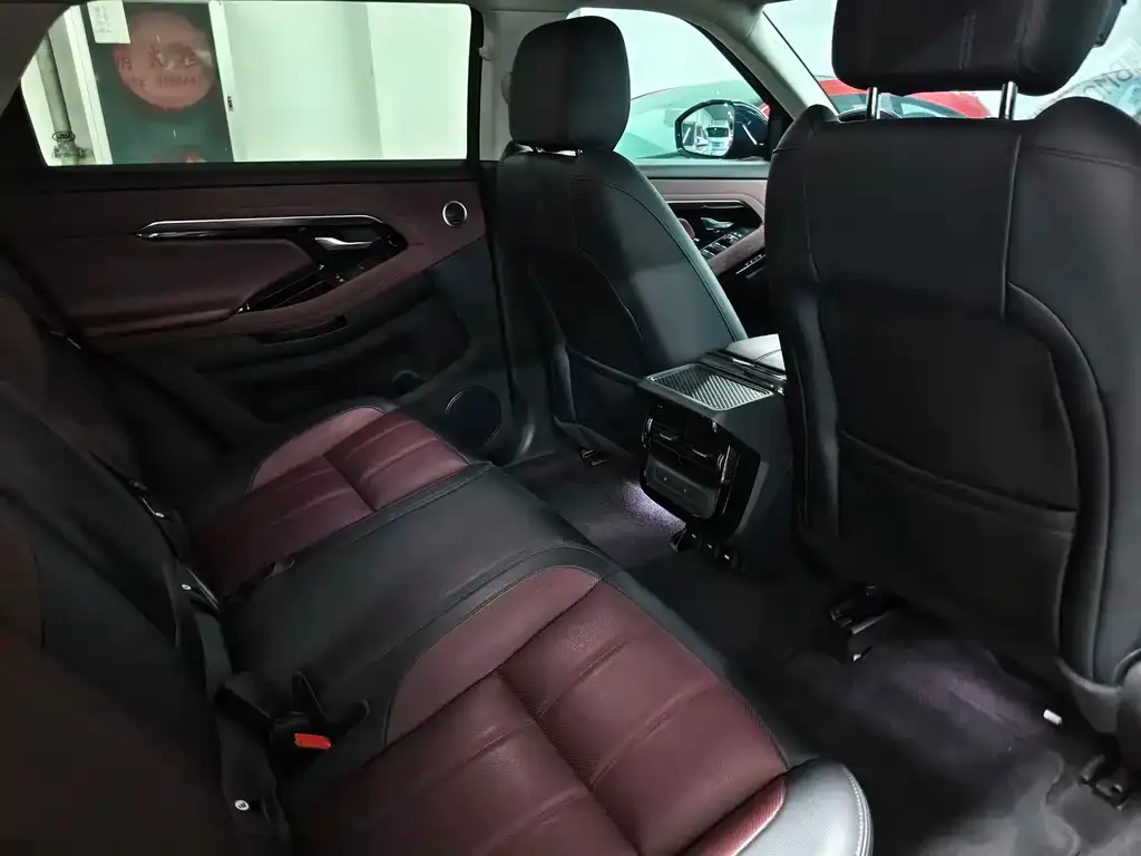 Land Rover Evoque — фото 2