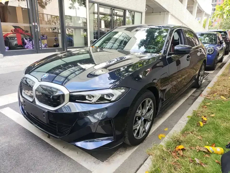 BMW i3 — фото 1