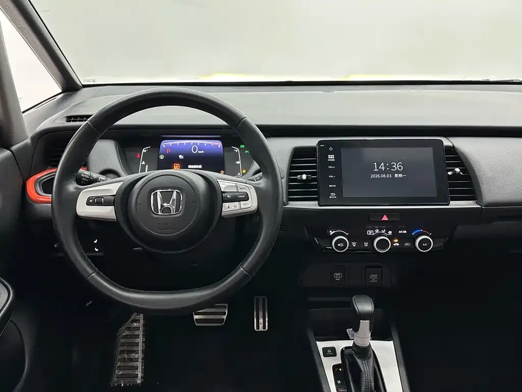 Honda Fit — фото 5