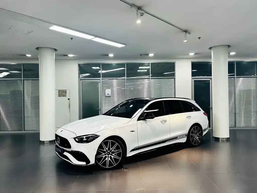 Mercedes-Benz C-Class AMG — фото 1