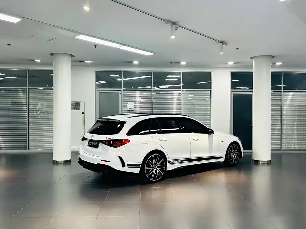 Mercedes-Benz C-Class AMG — фото 8